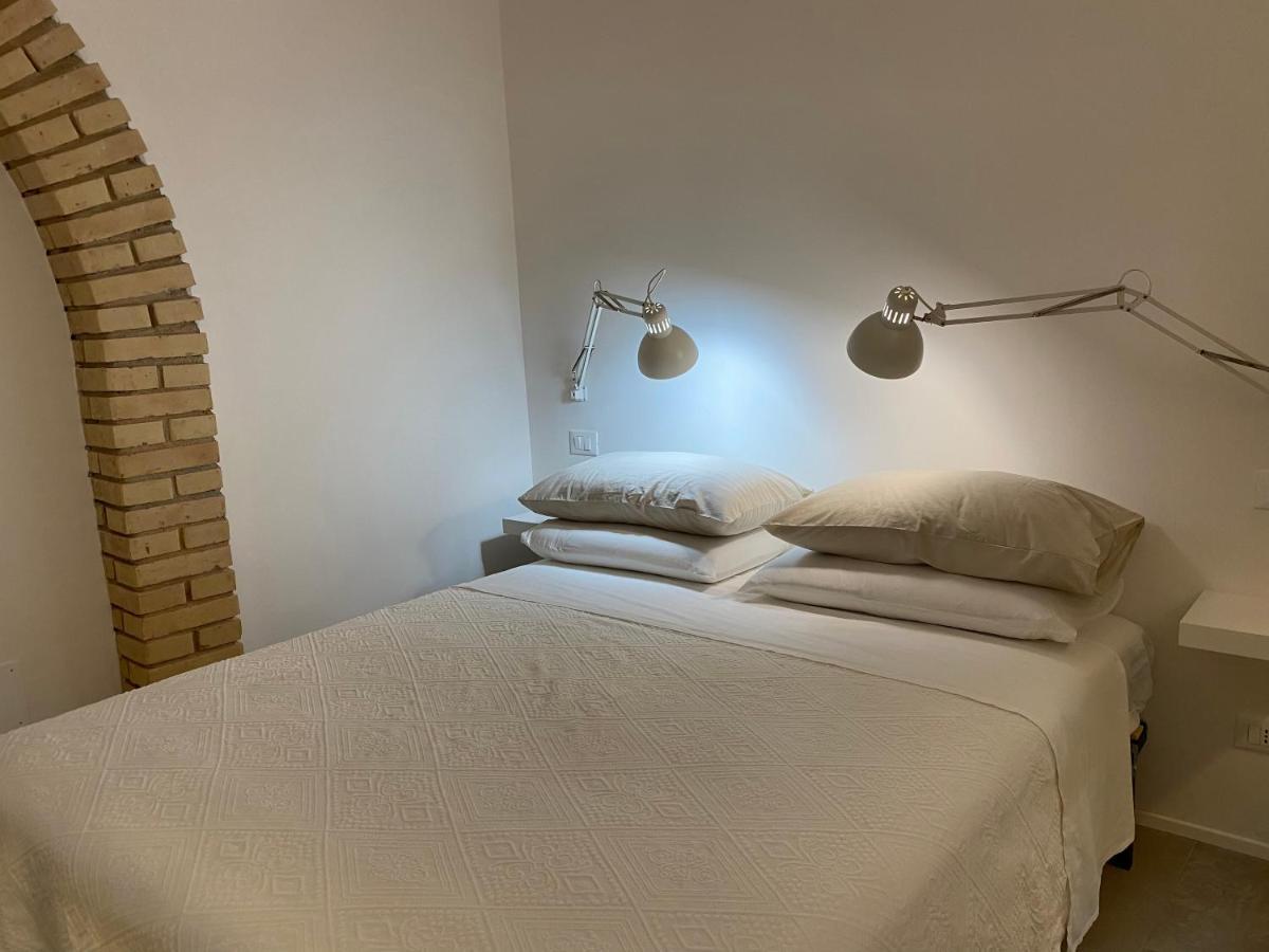 Il Giardino D'Ulisse Bed and Breakfast Reggio di Calabria Exteriör bild