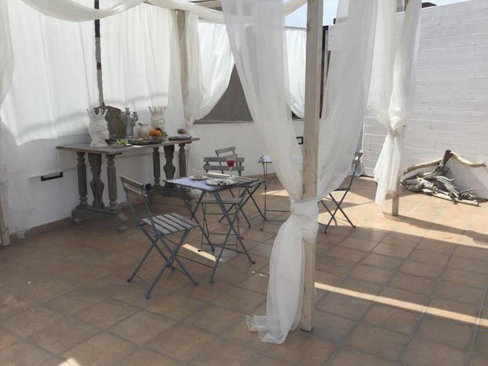 Il Giardino D'Ulisse Bed and Breakfast Reggio di Calabria Exteriör bild